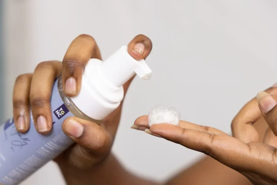 A mild base and gentle abrasive: the fine grit scrubs without scratching most surfaces, and it's an alkali Extension services rate safe for glass, til