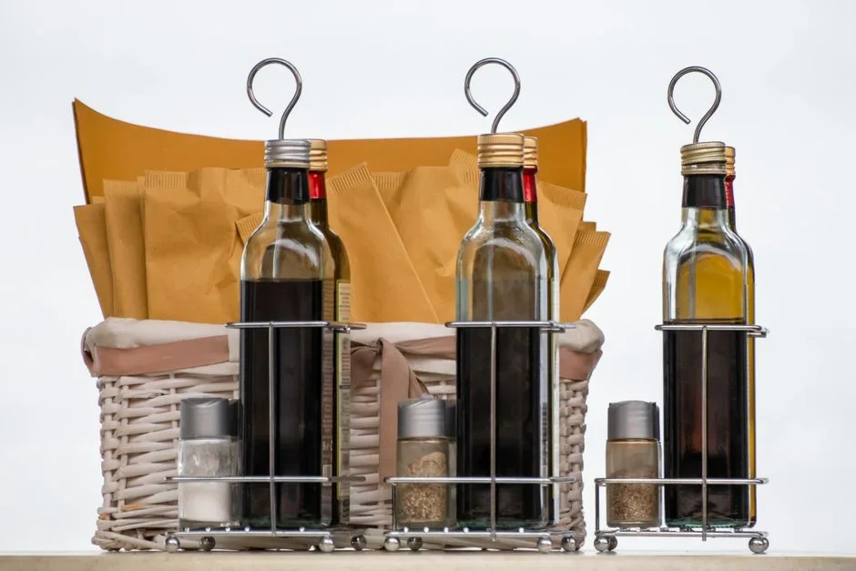Believing vinegar "stops" rust — it only removes it, and the bare steel flash-rusts unless sealed the same day.
Confusing REMOVE with CONVERT — vinega